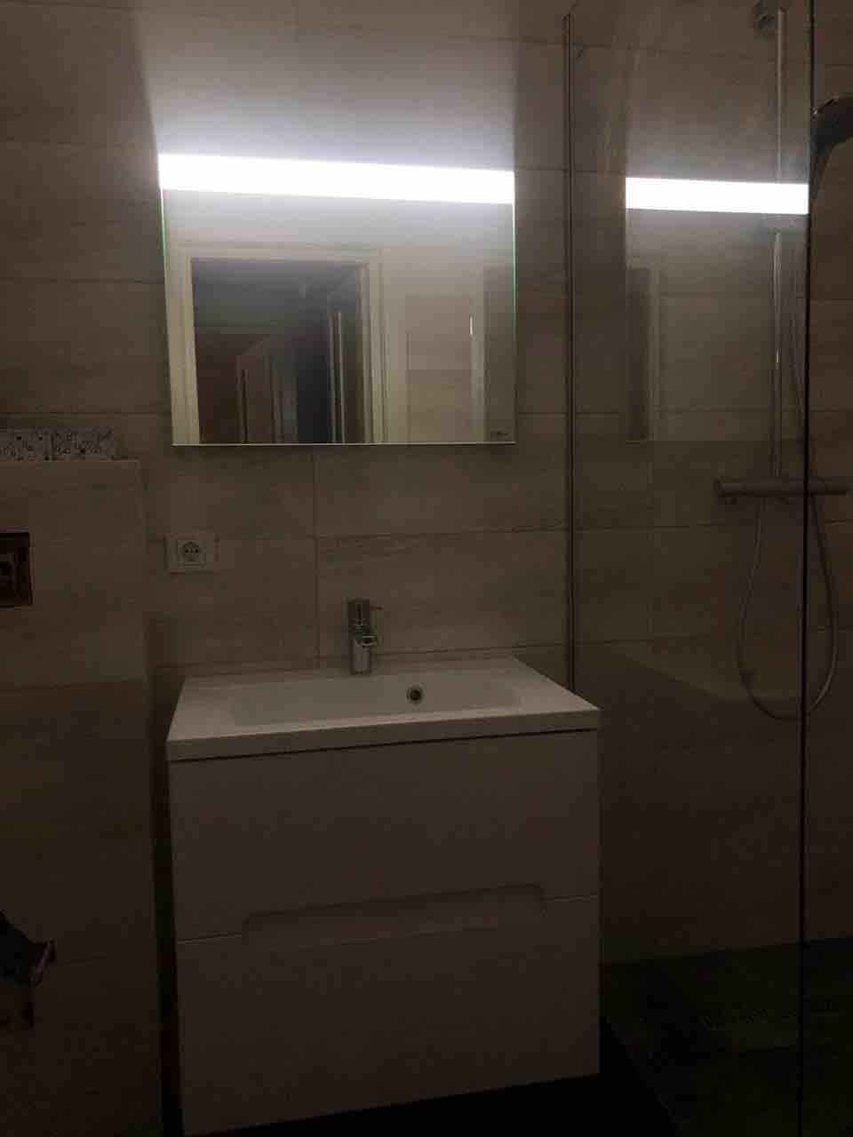 review person photo